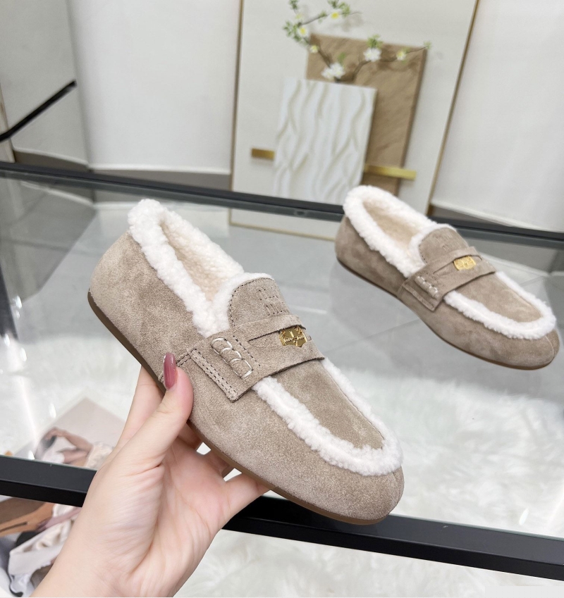 Miu Miu Casual Shoes